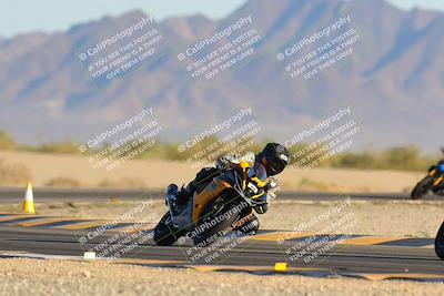 media/Dec-09-2023-SoCal Trackdays (Sat) [[76a8ac2686]]/Turn 15 Set 2 (245pm)/